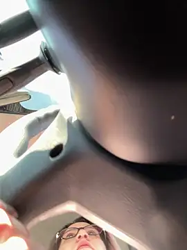 amooraaamoon online show from 8, 11, 2025