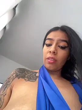 AbbyFtLuna online show from 3, 1, 2025