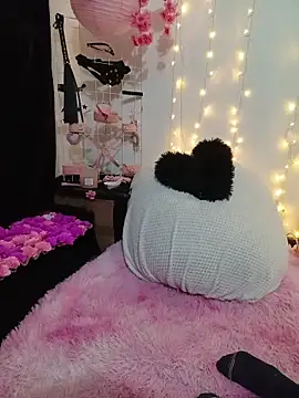 Snapshot of Hellen_dumont chatting on 5, 11, 2025 Hellen dumont online show from 5, 11, 2025