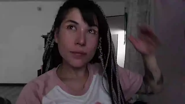 Snapshot of Hellen_dumont chatting on 28, 11, 2025 Hellen dumont online show from 28, 11, 2025