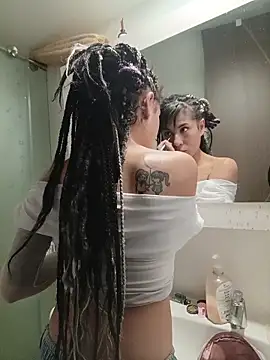 Snapshot of Hellen_dumont chatting on 30, 11, 2025 Hellen dumont online show from 30, 11, 2025