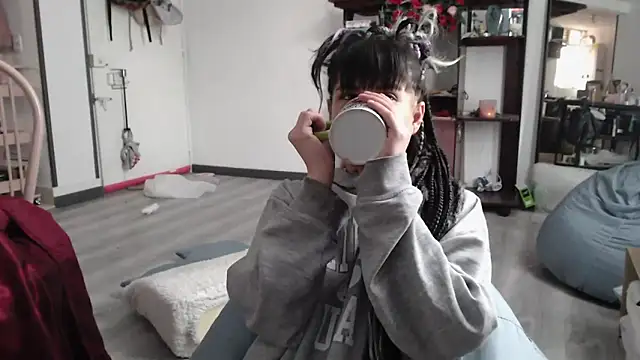 Snapshot of Hellen_dumont chatting on 2, 12, 2025 Hellen dumont online show from 2, 12, 2025