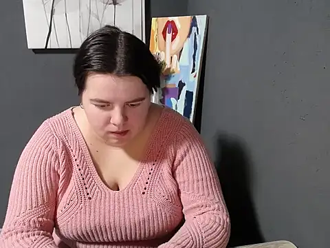 Snapshot of so_shy chatting on 4, 2, 2025 so shy online show from 4, 2, 2025