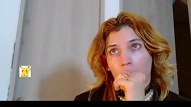 Snapshot of honey_skin chatting on 11, 2, 2025 honey skin online show from 11, 2, 2025