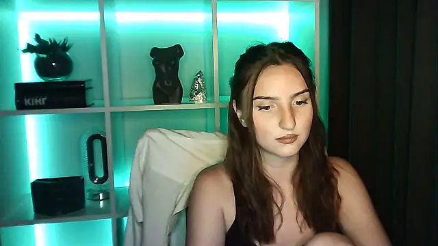 Snapshot of X_Alisa chatting on 25, 7, 2026 X Alisa online show from 25, 7, 2026