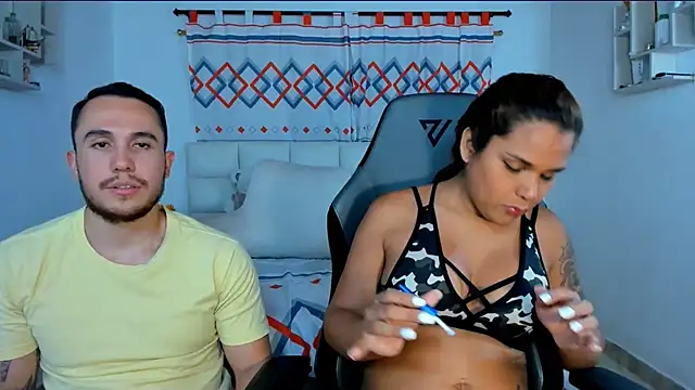 Snapshot of xxx_sweet_couple_ chatting on 10, 12, 2024 xxx sweet couple online show from 10, 12, 2024