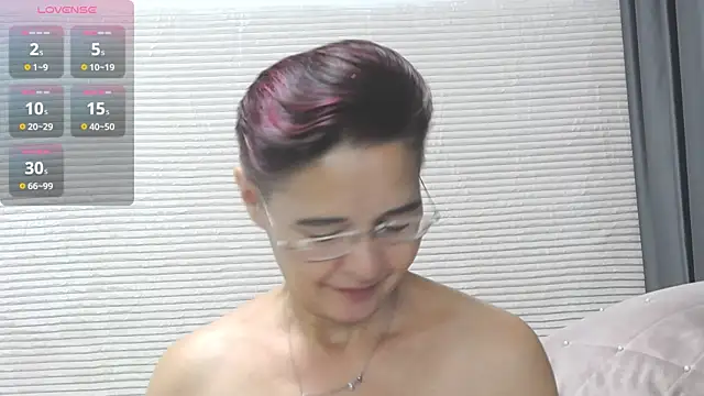 StaceyDarling online show from 29, 11, 2025