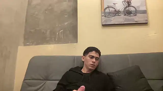 Snapshot of WildLogan chatting on 18, 2, 2026 WildLogan online show from 18, 2, 2026