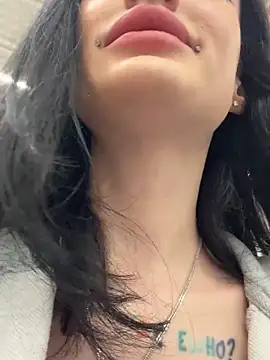 Melissa crazy online show from 28, 10, 2025