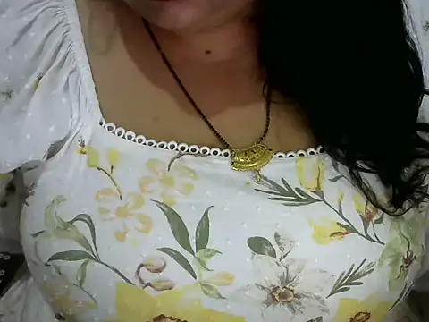 Snapshot of dramebaz_queen chatting on 4, 5, 2026 dramebaz queen online show from 4, 5, 2026