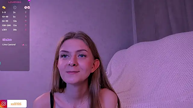 Naomi Girly online show from 15, 1, 2025