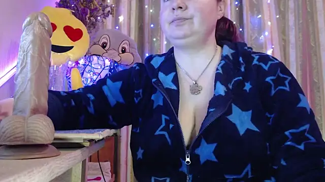 Snapshot of amorelara chatting on 17, 4, 2026 amorelara online show from 17, 4, 2026