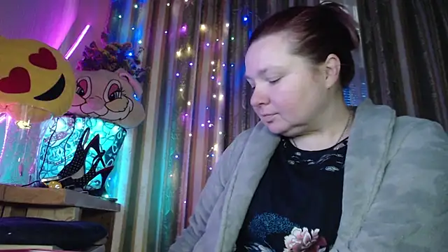 Snapshot of amorelara chatting on 18, 5, 2026 amorelara online show from 18, 5, 2026
