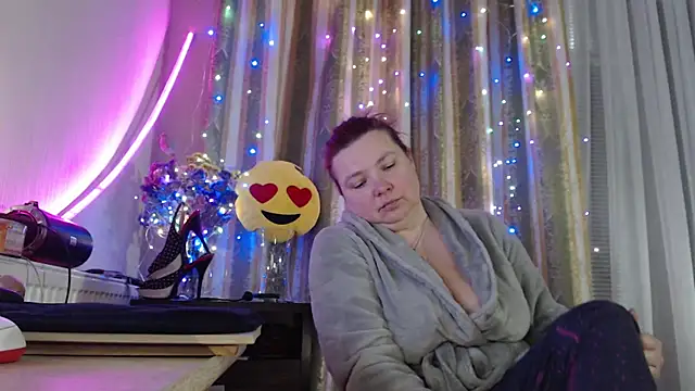 Snapshot of amorelara chatting on 26, 5, 2026 amorelara online show from 26, 5, 2026
