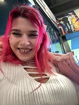 Snapshot of RiriRoseey chatting on 9, 2, 2025 RiriRoseey online show from 9, 2, 2025