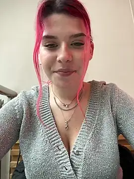 Snapshot of RiriRoseey chatting on 28, 2, 2025 RiriRoseey online show from 28, 2, 2025