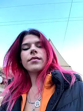 Snapshot of RiriRoseey chatting on 20, 10, 2025 RiriRoseey online show from 20, 10, 2025