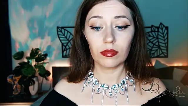 Snapshot of MissBeverlyMills chatting on 11, 1, 2025 MissBeverlyMills online show from 11, 1, 2025