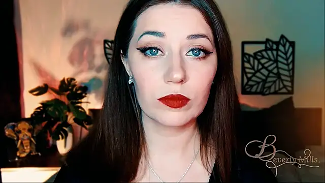 Snapshot of MissBeverlyMills chatting on 6, 3, 2025 MissBeverlyMills online show from 6, 3, 2025