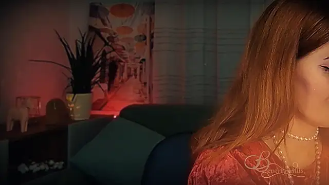 MissBeverlyMills online show from 1, 3, 2026