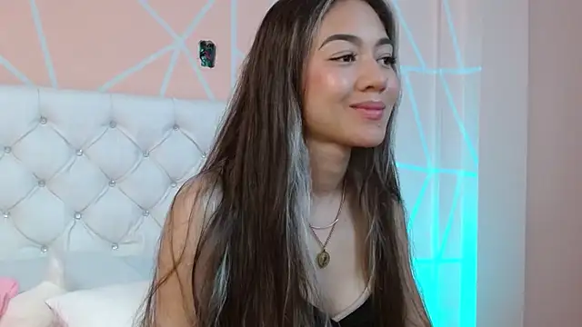 hantonella  online show from 4, 10, 2025