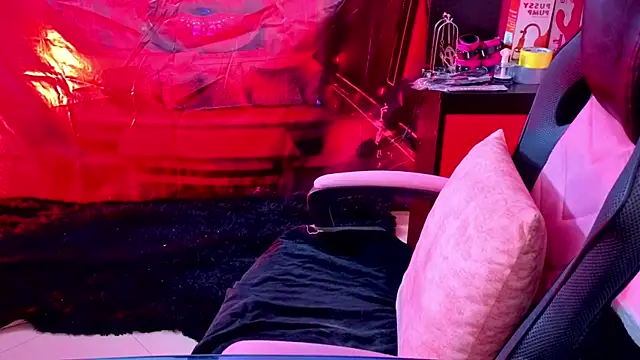 Snapshot of True_Bdsm chatting on 26, 2, 2026 True Bdsm online show from 26, 2, 2026