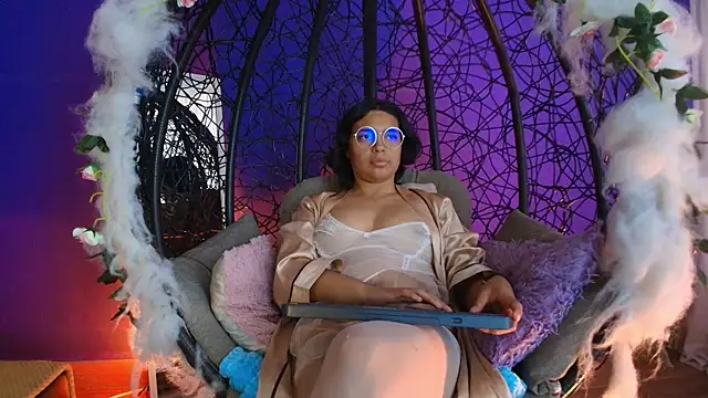 Emmapark  online show from 17, 4, 2026