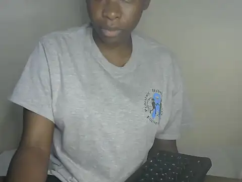 Snapshot of Novah_ chatting on 18, 3, 2026 Novah online show from 18, 3, 2026