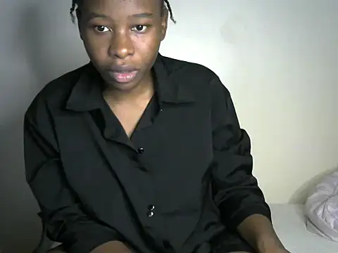 Snapshot of Novah_ chatting on 17, 4, 2026 Novah online show from 17, 4, 2026