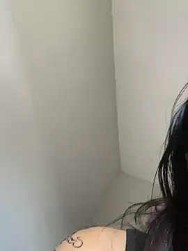 Snapshot of Julinhasz chatting on 23, 4, 2026 Julinhasz online show from 23, 4, 2026