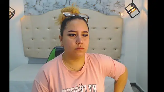 Kathiasaints online show from 6, 4, 2026