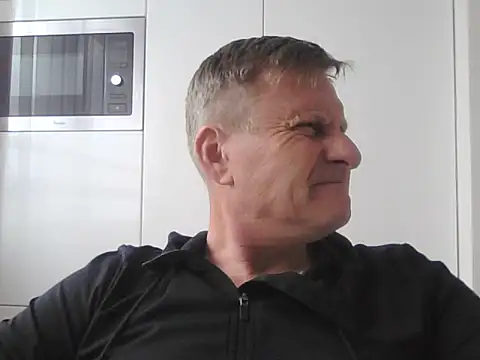 Snapshot of johnnym1 chatting on 14, 3, 2025 johnnym1 online show from 14, 3, 2025