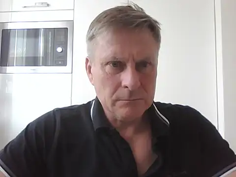 Snapshot of johnnym1 chatting on 21, 3, 2025 johnnym1 online show from 21, 3, 2025