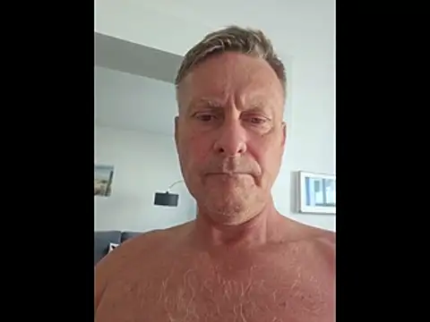johnnym1 online show from 25, 7, 2026