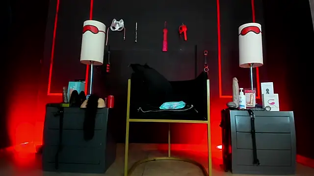 CharlotteScotte online show from 5, 12, 2025