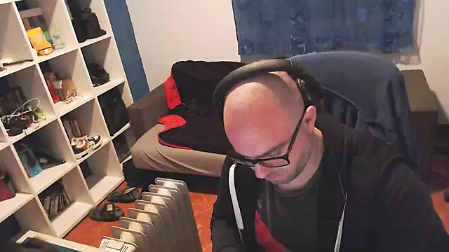 Snapshot of ravingr4d4 chatting on 20, 2, 2025 ravingr4d4 online show from 20, 2, 2025