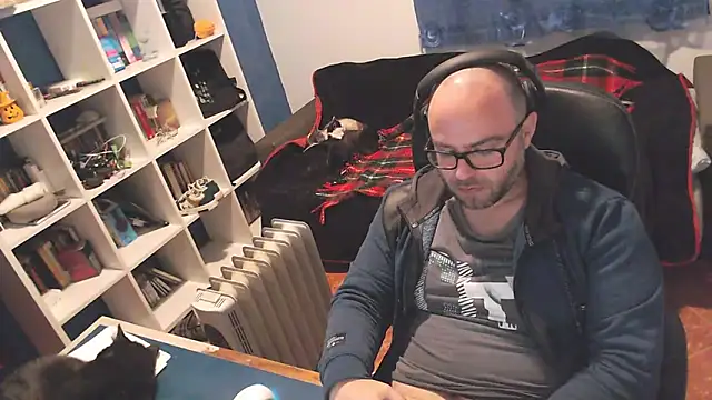 Snapshot of ravingr4d4 chatting on 28, 2, 2025 ravingr4d4 online show from 28, 2, 2025