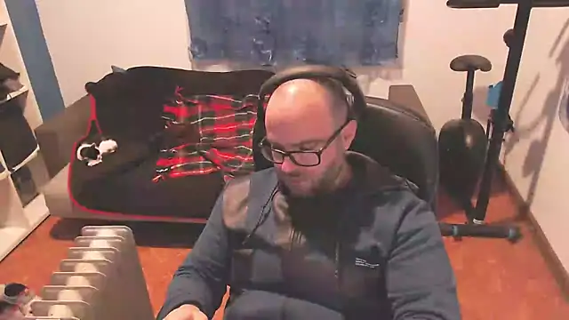 Snapshot of ravingr4d4 chatting on 3, 3, 2025 ravingr4d4 online show from 3, 3, 2025