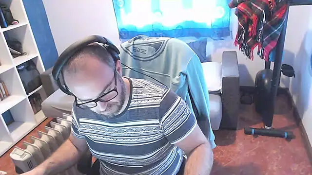 Snapshot of ravingr4d4 chatting on 12, 3, 2025 ravingr4d4 online show from 12, 3, 2025