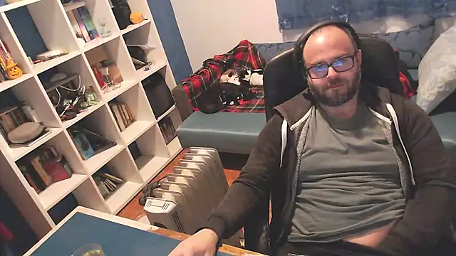Snapshot of ravingr4d4 chatting on 16, 3, 2025 ravingr4d4 online show from 16, 3, 2025