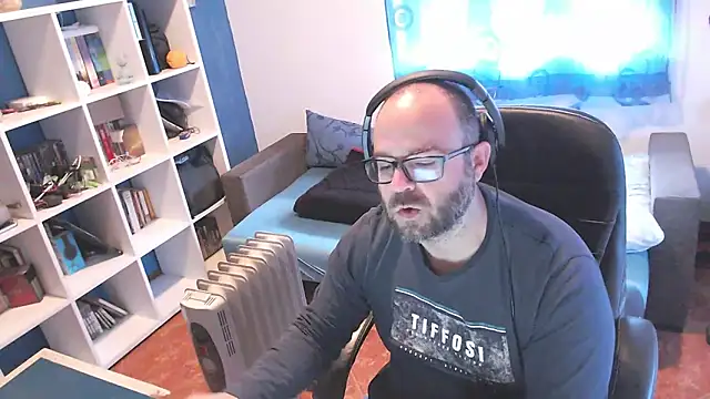 Snapshot of ravingr4d4 chatting on 18, 3, 2025 ravingr4d4 online show from 18, 3, 2025