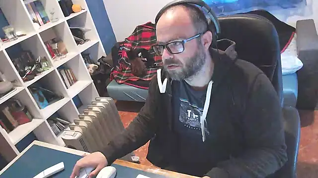 Snapshot of ravingr4d4 chatting on 21, 3, 2025 ravingr4d4 online show from 21, 3, 2025