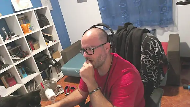Snapshot of ravingr4d4 chatting on 11, 9, 2025 ravingr4d4 online show from 11, 9, 2025