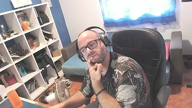 Snapshot of ravingr4d4 chatting on 16, 9, 2025 ravingr4d4 online show from 16, 9, 2025