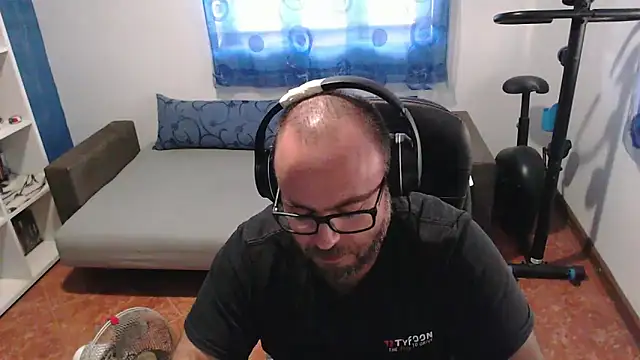 Snapshot of ravingr4d4 chatting on 28, 9, 2025 ravingr4d4 online show from 28, 9, 2025