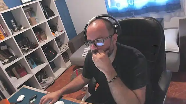 Snapshot of ravingr4d4 chatting on 29, 9, 2025 ravingr4d4 online show from 29, 9, 2025