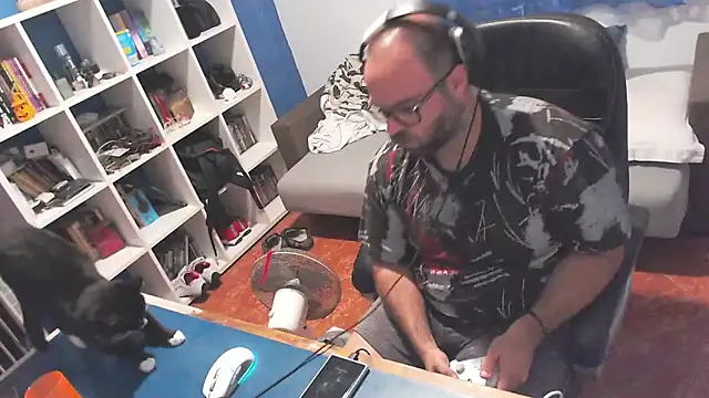 Snapshot of ravingr4d4 chatting on 6, 10, 2025 ravingr4d4 online show from 6, 10, 2025