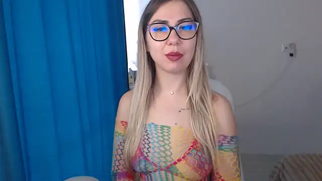 Snapshot of SugarErika chatting on 14, 3, 2025 SugarErika online show from 14, 3, 2025