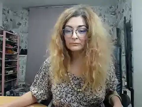 Helen1974 online show from 13, 3, 2025