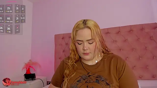 sophiarossee  online show from 4, 3, 2026